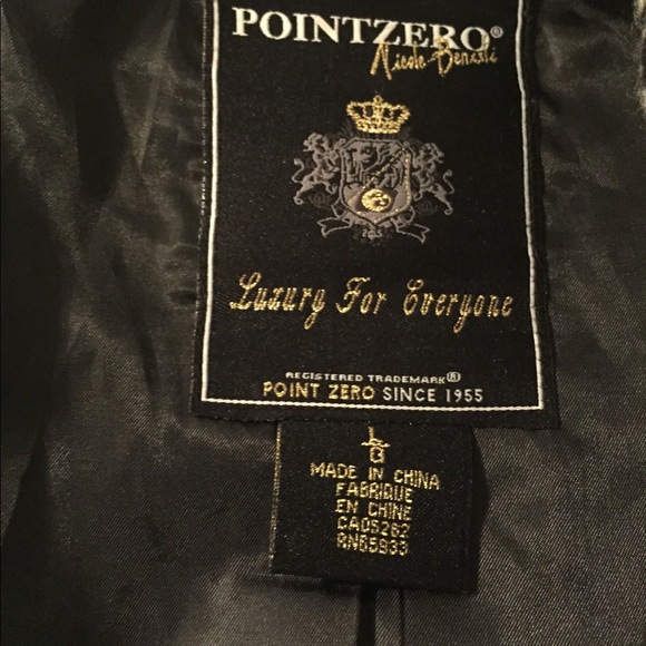 Super cute & classy black/white plaid wool coat. - Picture 5 of 5